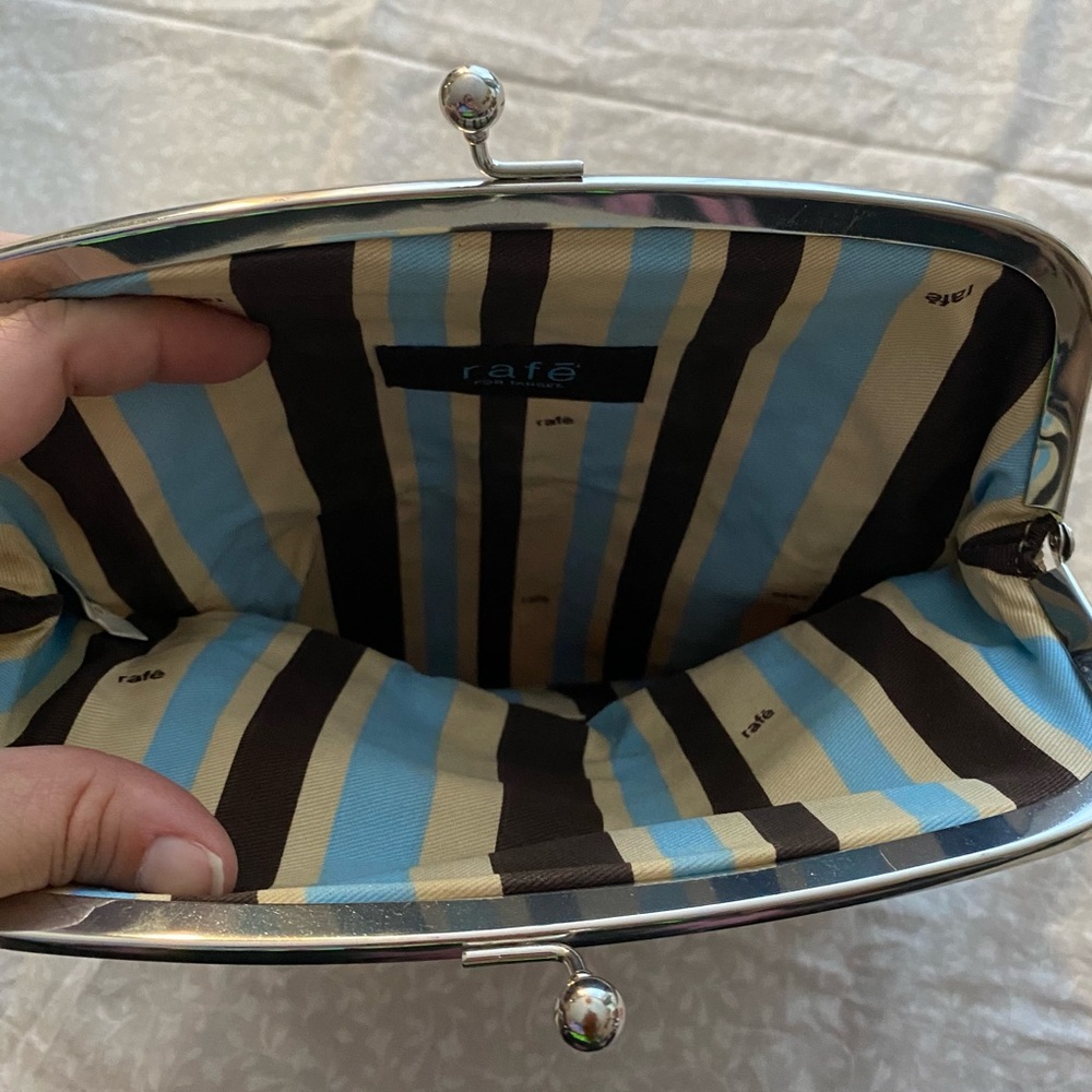 Embroidered Covertible Clutch Purse - Picture 5 of 10
